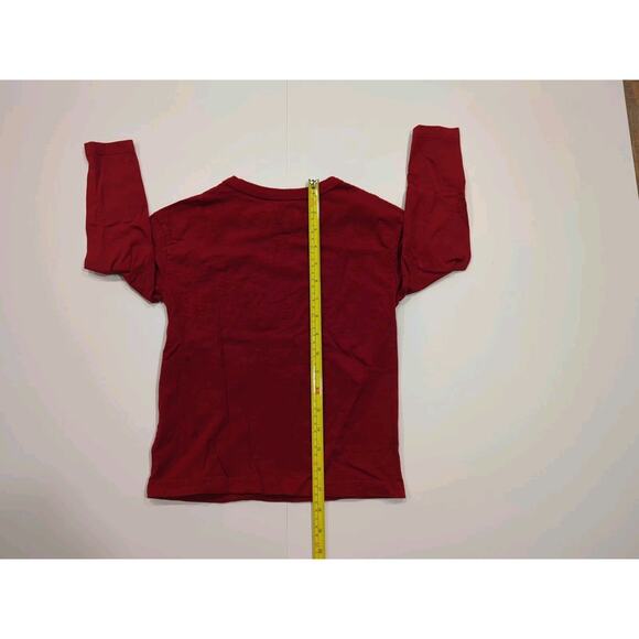 Harry Potter 4/5 NNWOT Hogwarts Crest Long Sleeve Red Tee - Picture 4 of 5